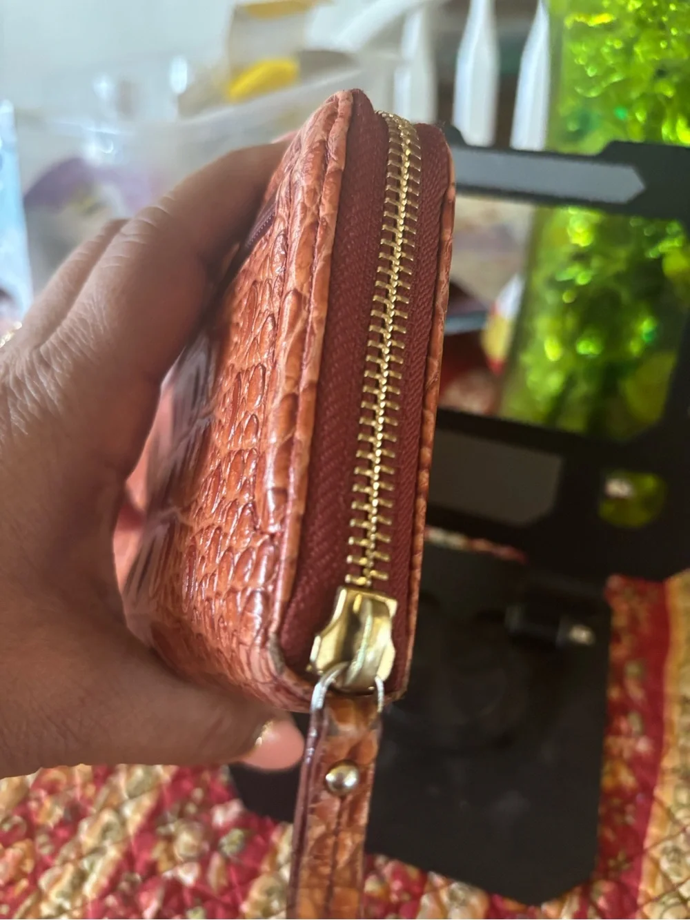 Vintage Brahmin Suri Leather Long Wallet Zip Around Cognac Brown Croc Embossed